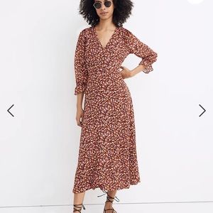 Madewell Long-Sleeve Crossover Midi Dress in Clipdot Spring Prairie